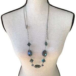 Silver tone blue resin Wire Wrap necklace
